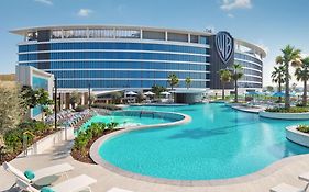 ذا دبليو بي أبوظبي ، كوريو كوليكشن من هيلتون